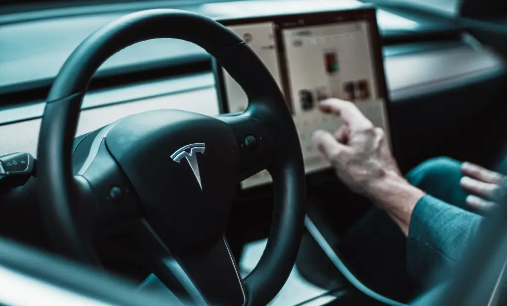 tesla navigation avoid highways
