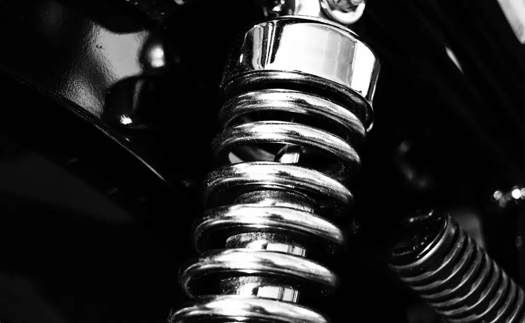 Is it safe to drive with squeaky suspension?
